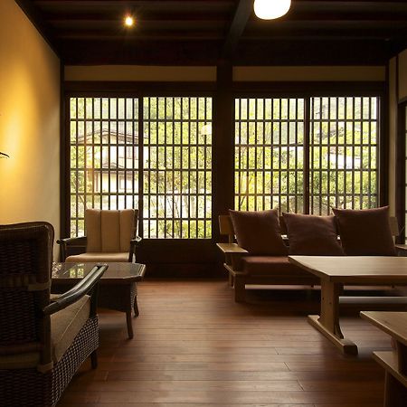 Yamaboushi Hotel Takayama  Bagian luar foto
